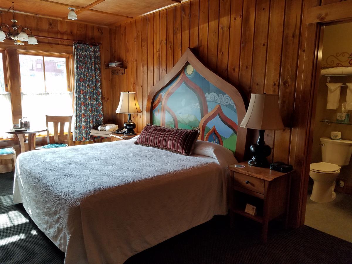 Hotel Mcmenamins Old St. Francis School Bend Exteriér fotografie